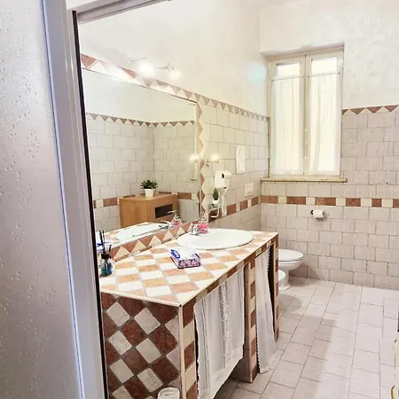 Apartamento Ylyejon Esclusivo Al Pianoterra Con Parcheggio E Terrazza
